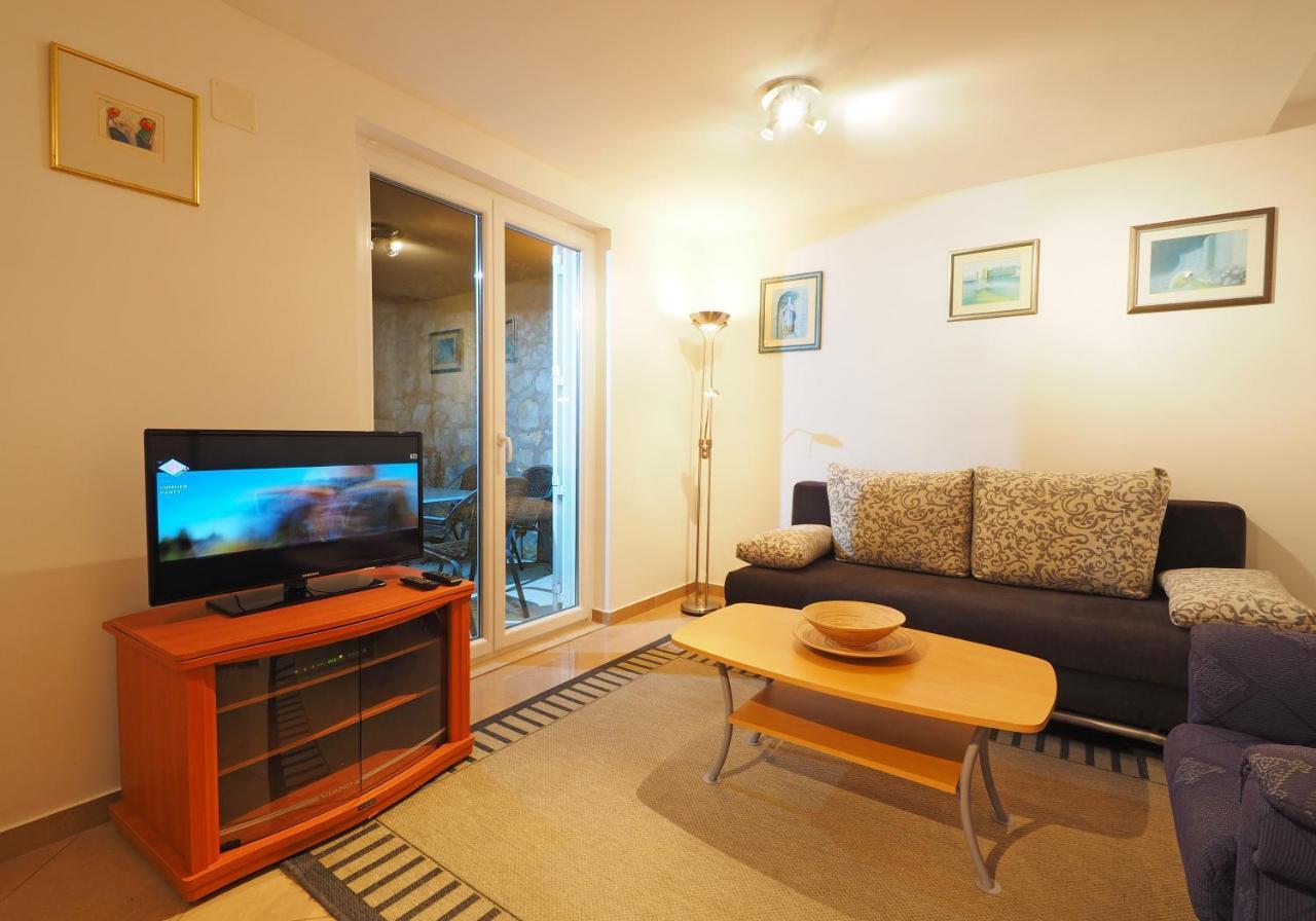 Charming For 3 Pax In Lägenhet *